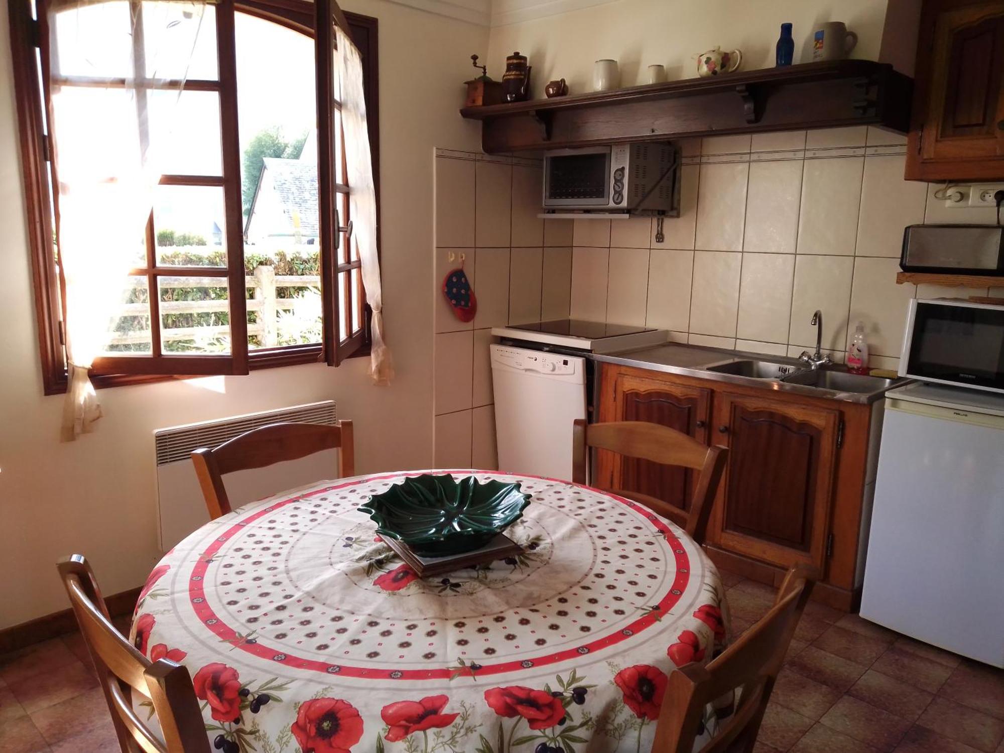 Appartement Rez De Jardin Luz-Saint-Sauveur Eksteriør billede